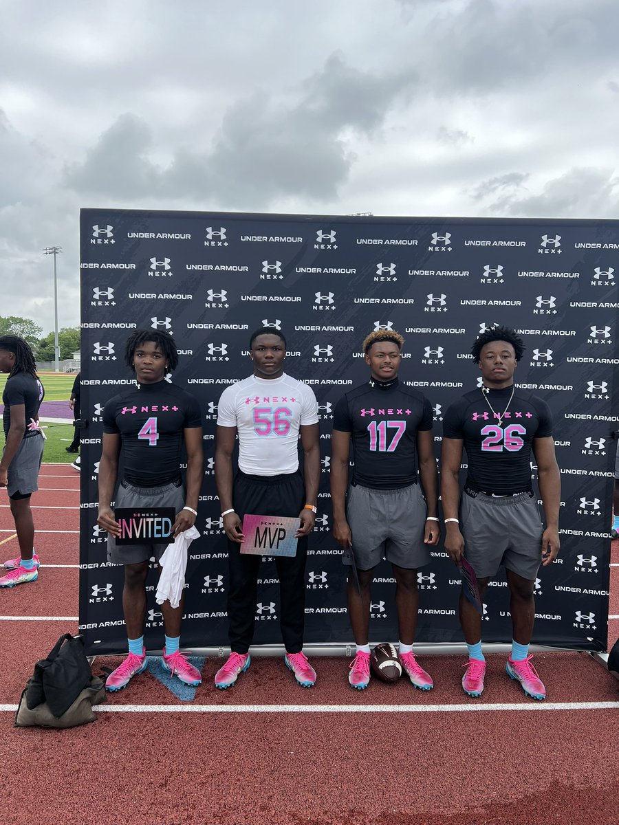 Billy Tucker tweet media