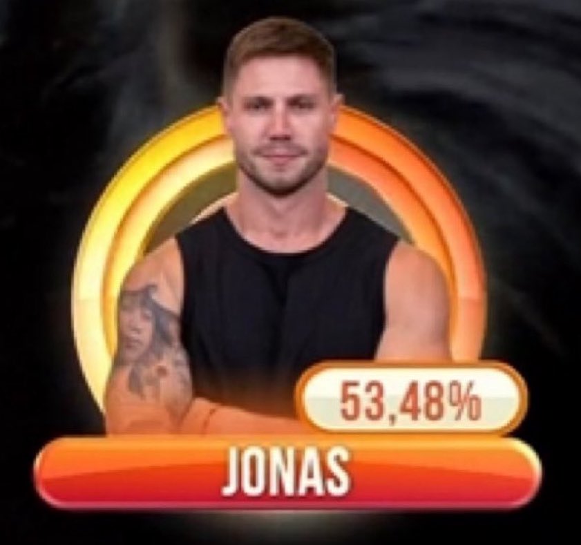 lily renault. ⚢ tweet media