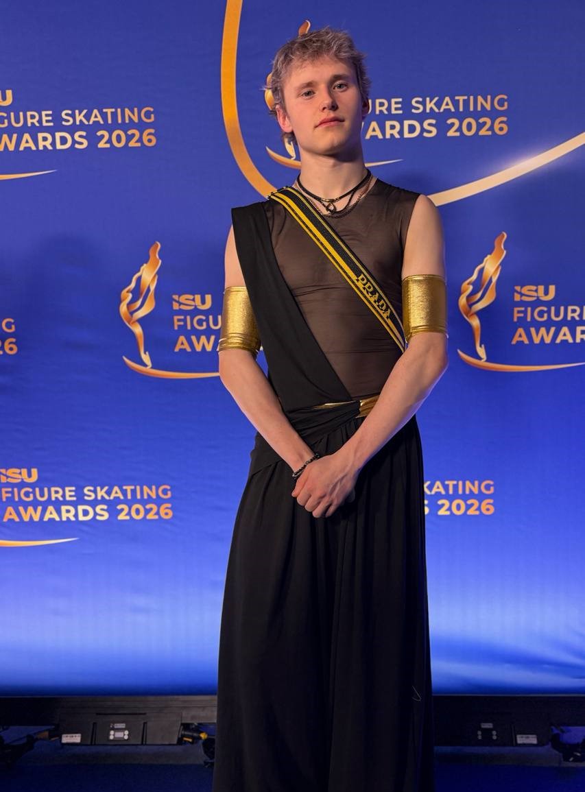 when you're in "who can wear the most garment" competition and your opponent is ilia malinin