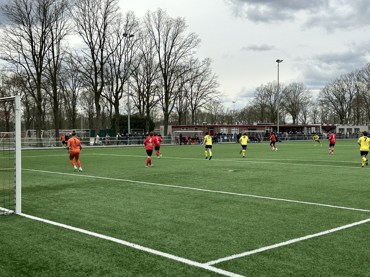 Dick Teunen tweet media