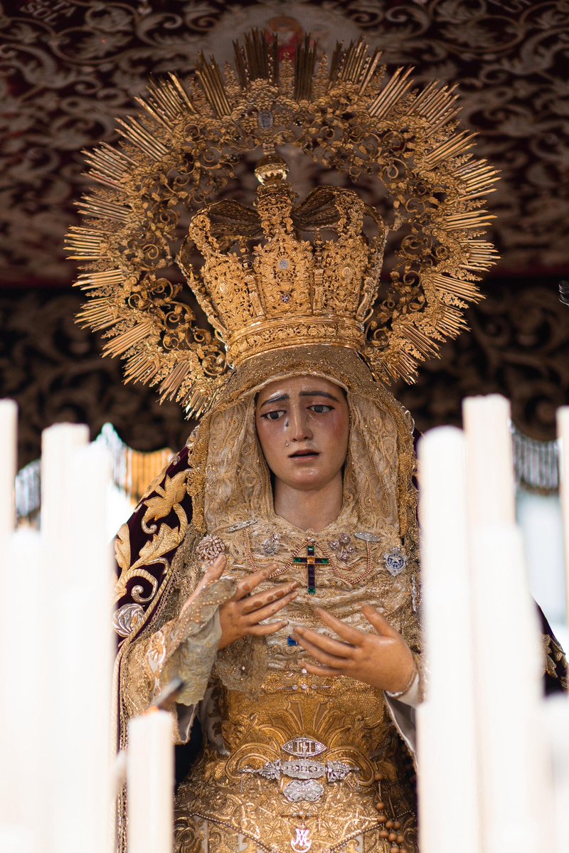 Hermandad de la Amargura tweet media