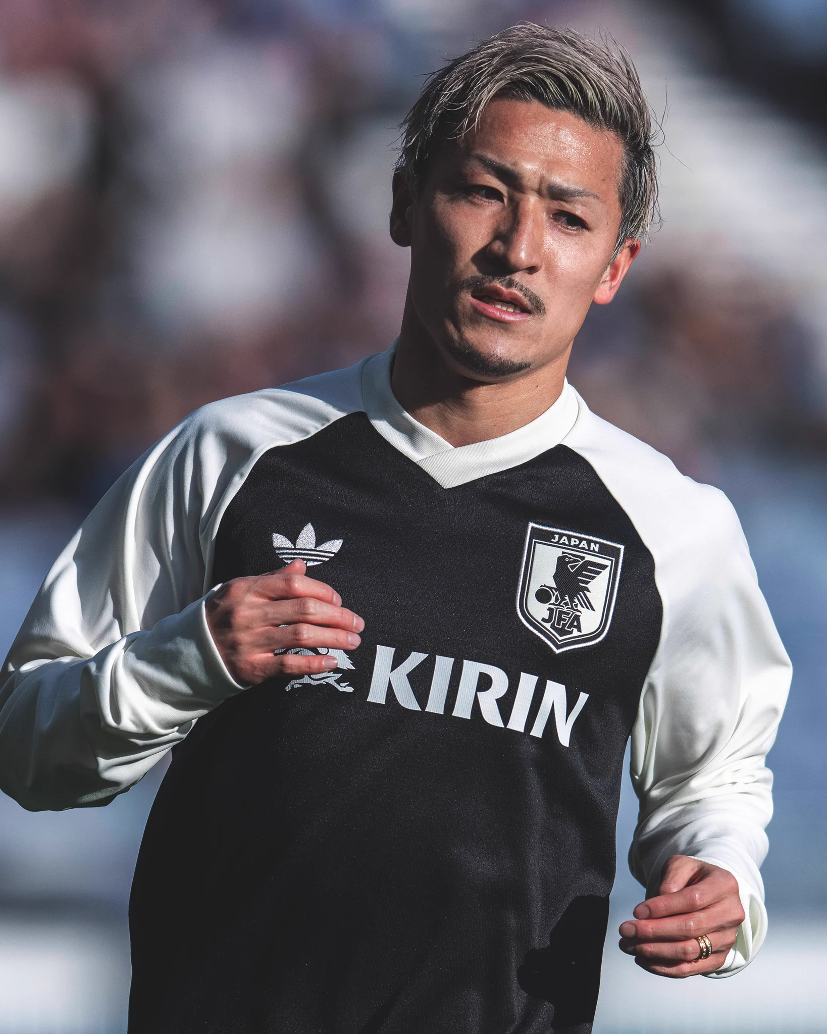 日本代表  KIRIN 長袖 トレーニング 90s HEmWuqAWAAA1bd6?format=webp&