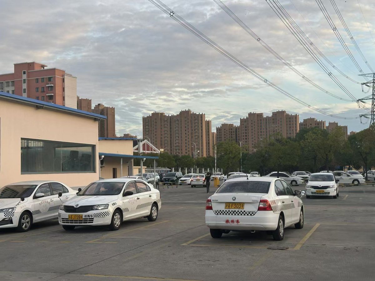 Forever Rich tweet media