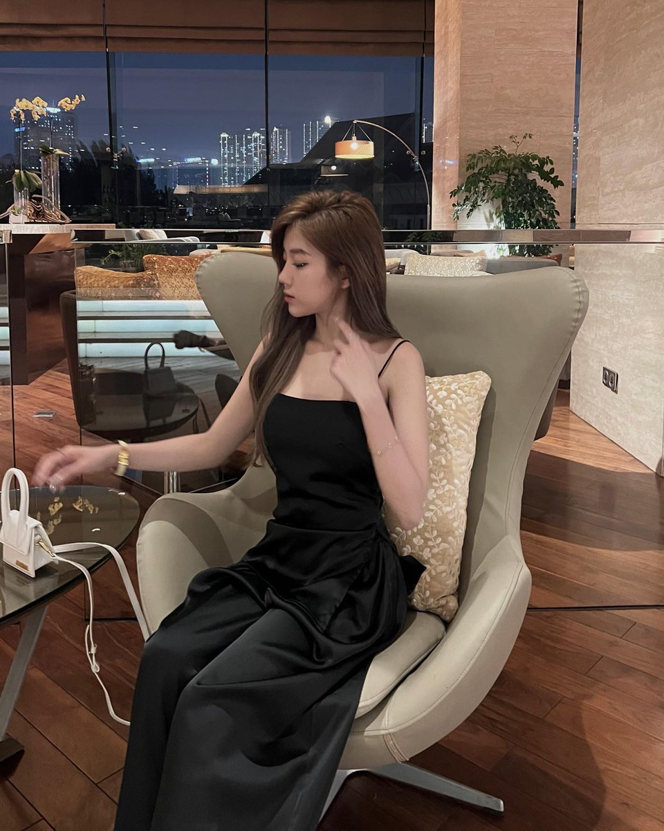 Lauren Sutherland tweet media