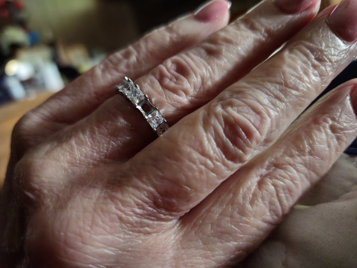 Gramof11 tweet media