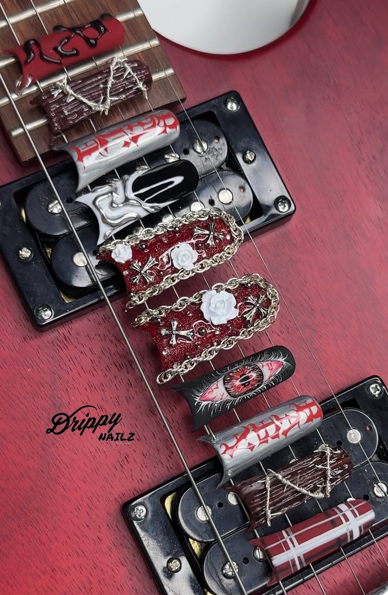 Drippynailz tweet media