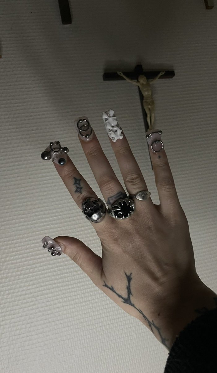 PUPPYMARTYR tweet media