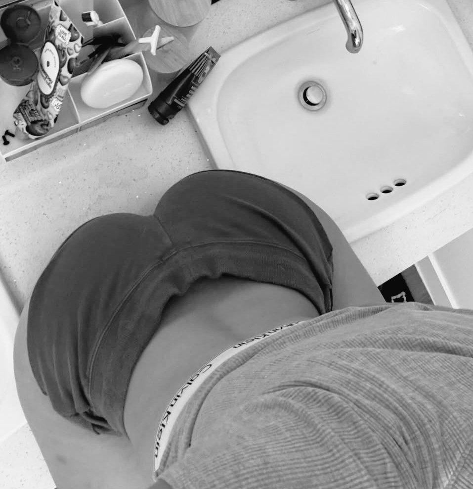 PetitePrincess tweet media