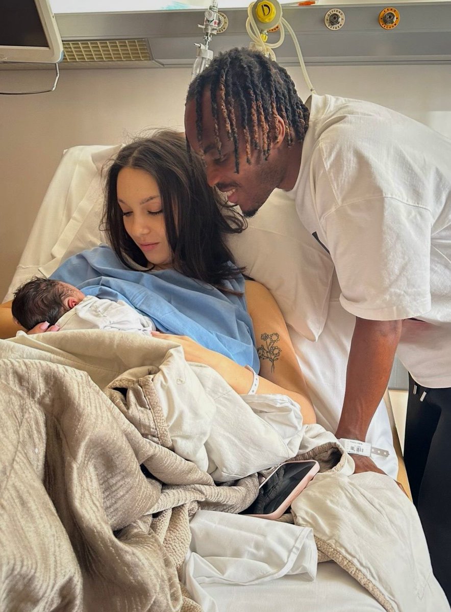 Fanxietyfc tweet media