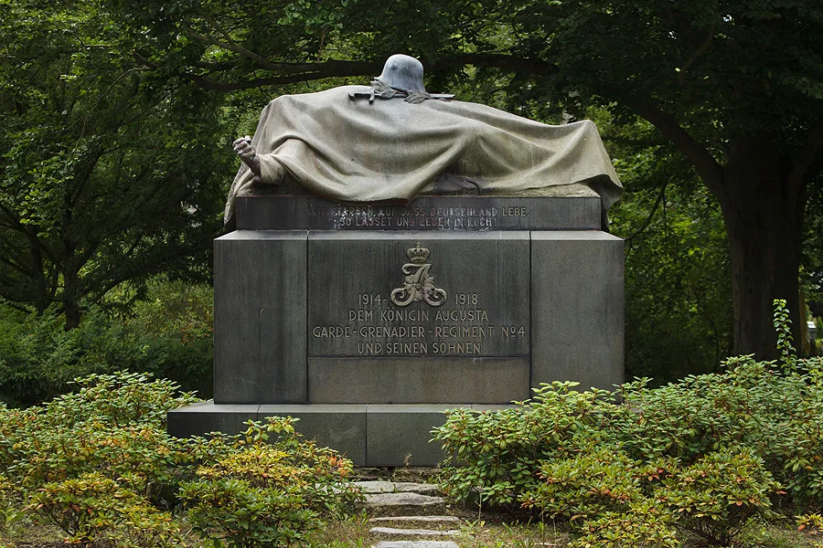 Dr. Julio von Birman tweet media