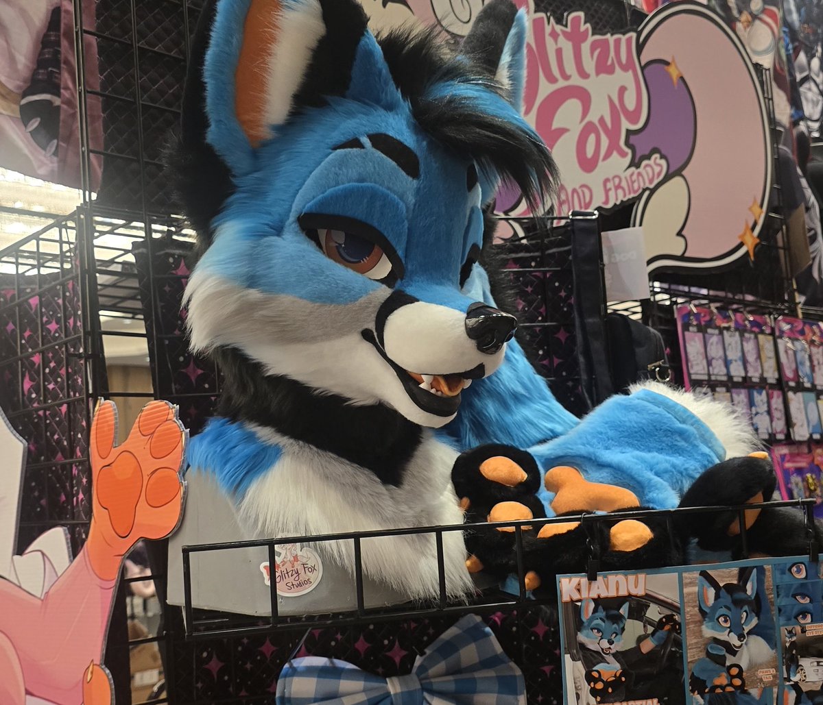 Glitzy Fox / GF Studios 🎀 tweet media