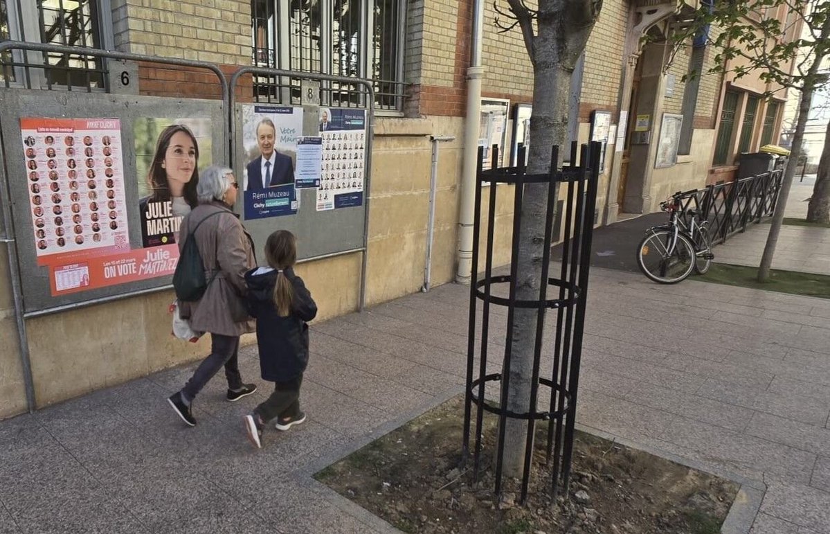 Le Parisien | 92 tweet media