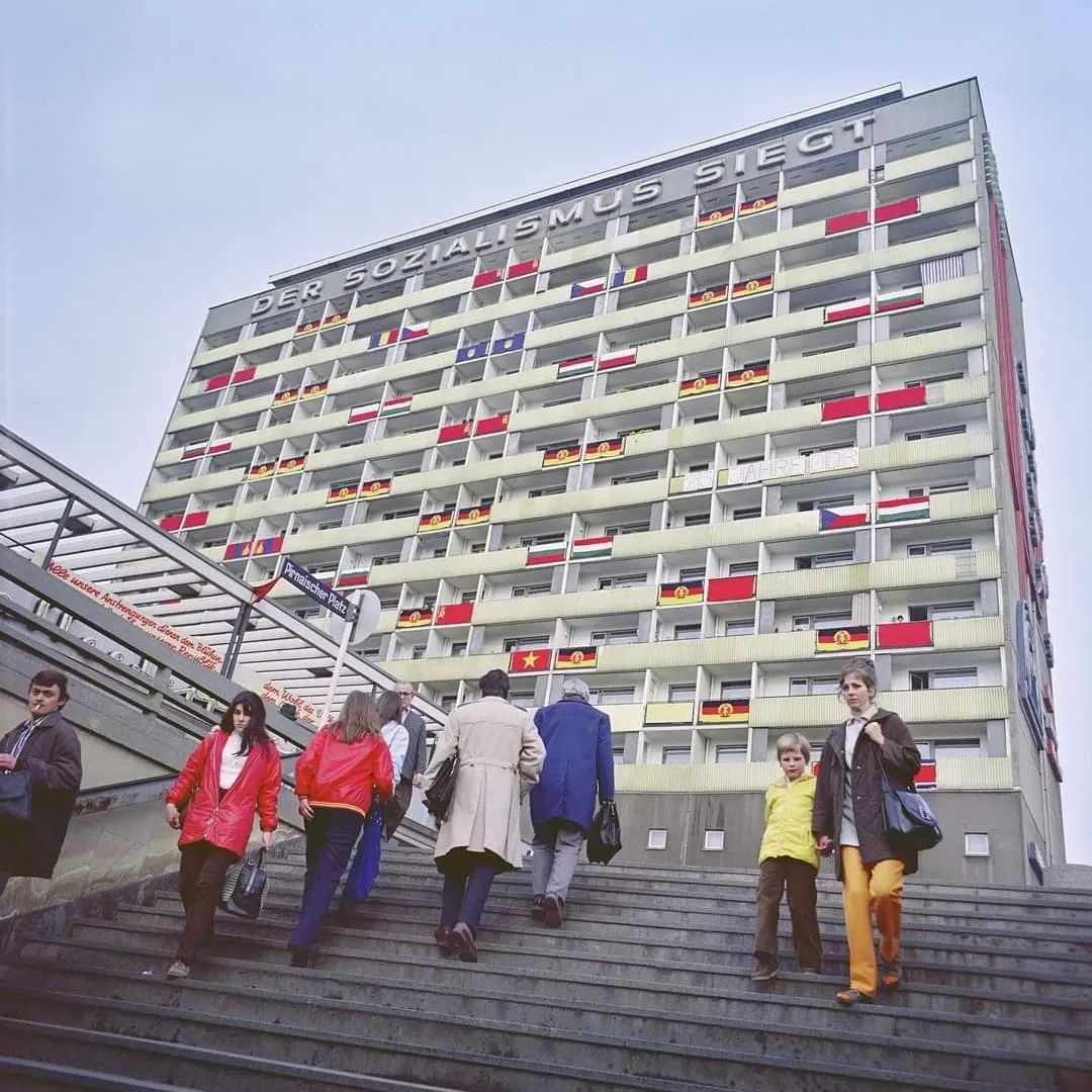 East German Visuals tweet media