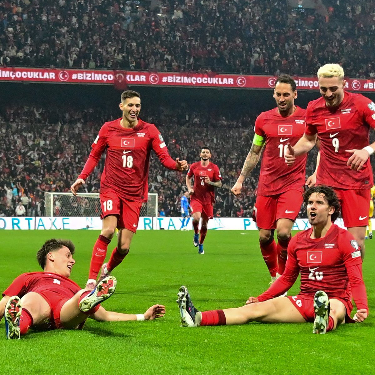 Boşuna Tıklama tweet media