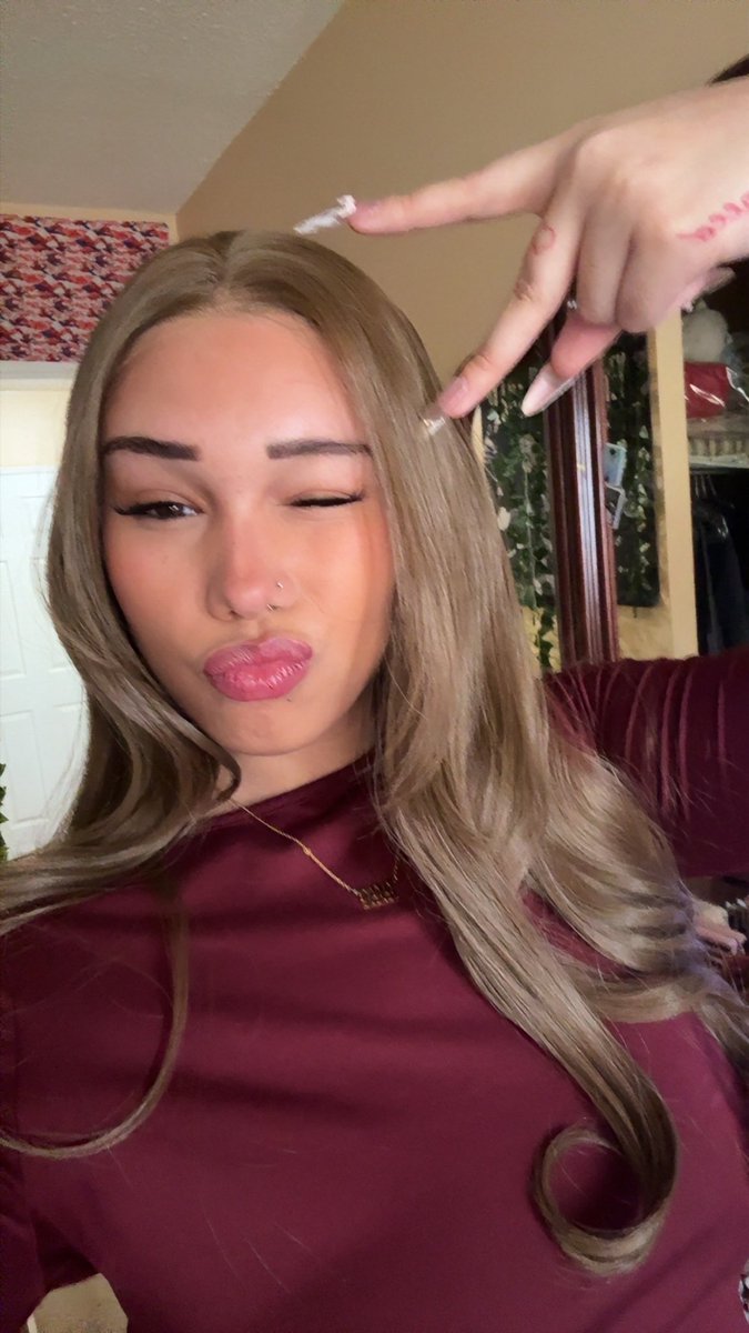 7th year: mckayla 𖣂︎ tweet media