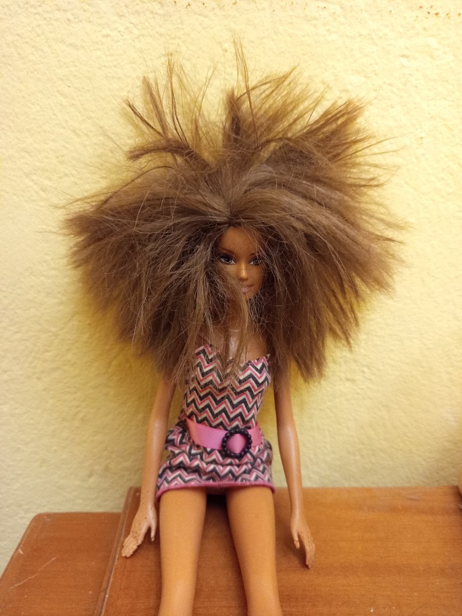 ντι___ορ tweet media