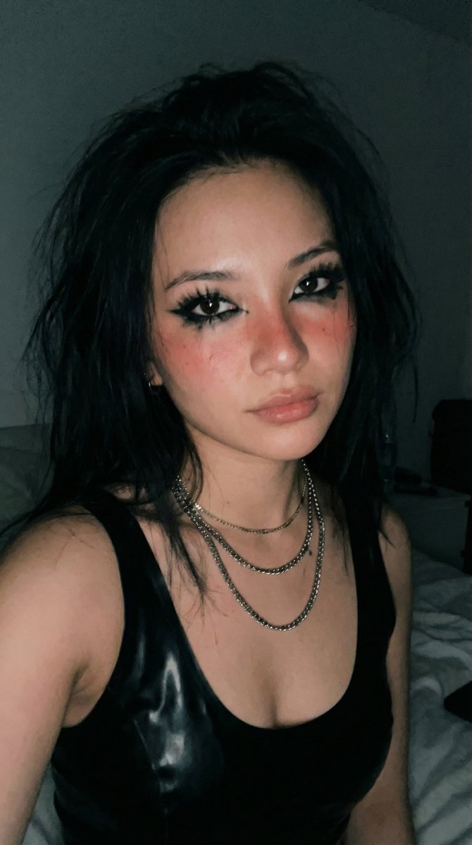 Selena Monroe tweet media