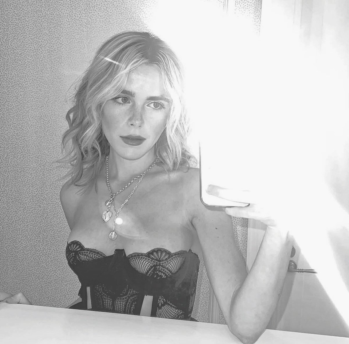 humanpurity's tweet photo. 🖤🖤 https://t.co/vIe2zYsrF0