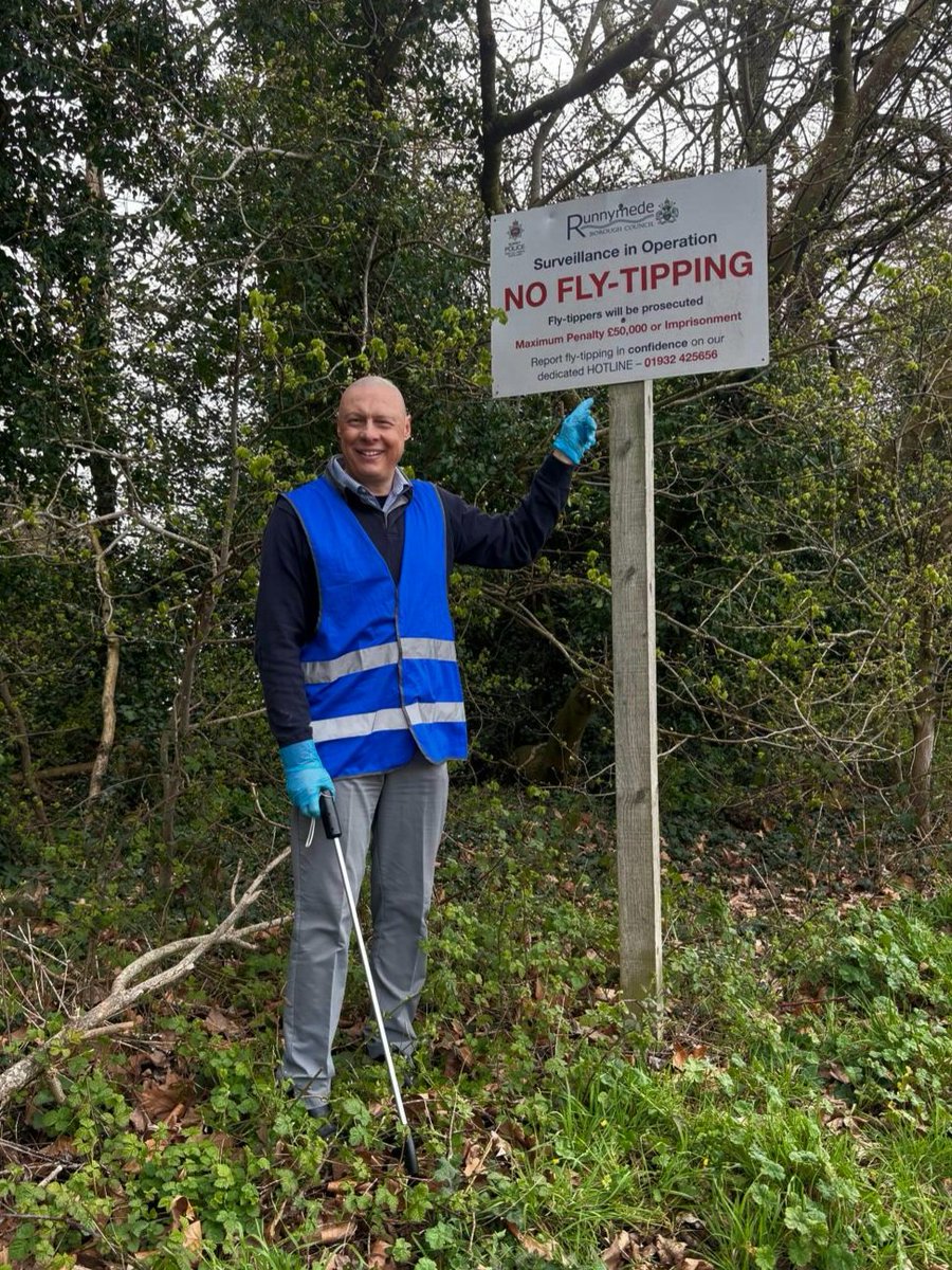Jon4Twickenham's tweet image. Capturing the community spirit in #Thorpe and collectively making a positive difference in your communities.

#gettingthingsdone