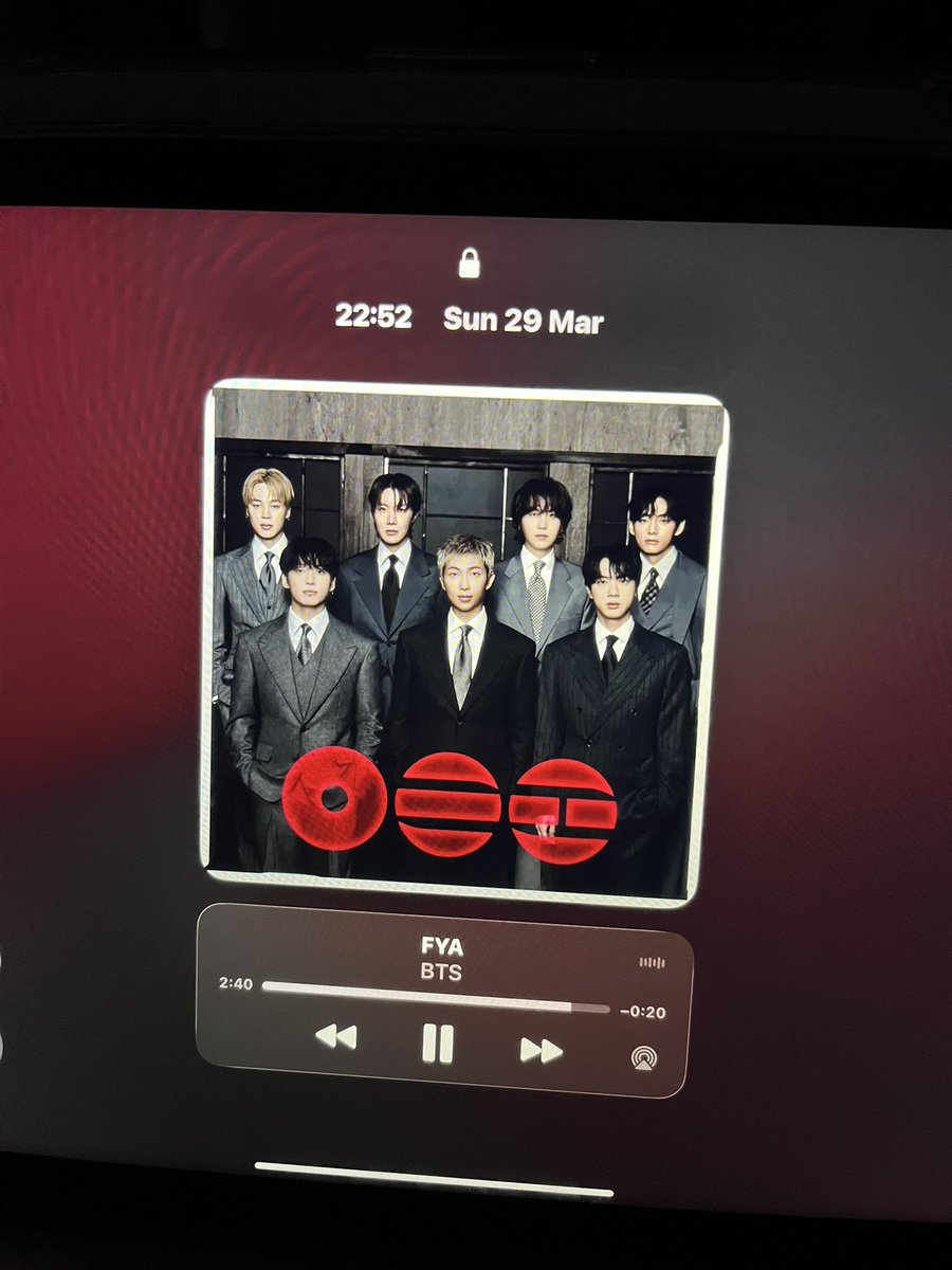 ilomilo 🪭⁷ 🚩 tweet media