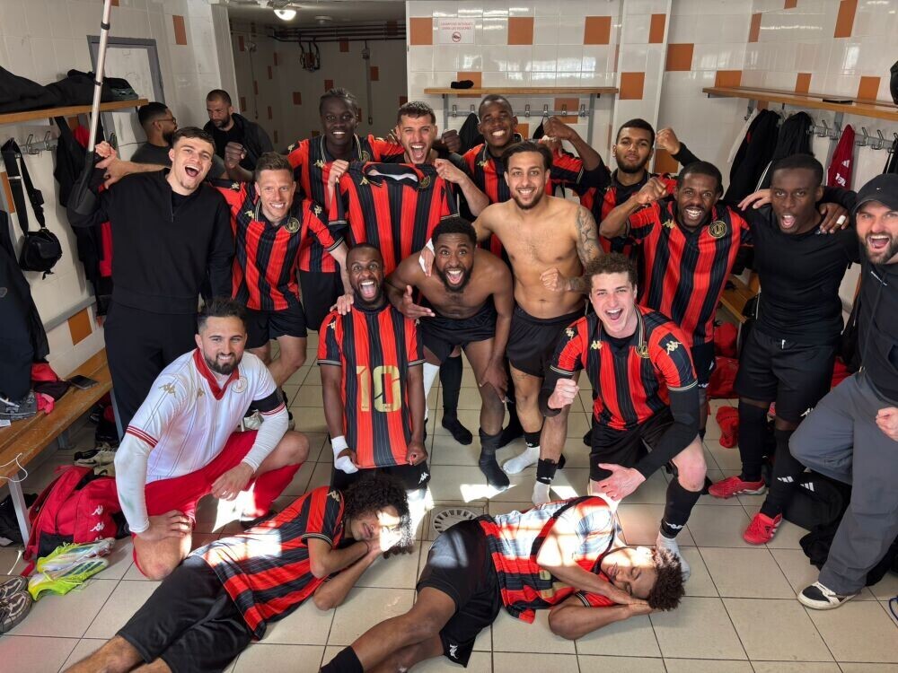 laprovence's tweet photo. Football - Régional 2 : Endoume s'impose au bout du suspense contre Septèmes Consolat
👉 https://t.co/uBSA1IJxF3 https://t.co/mX9gOa7oXw