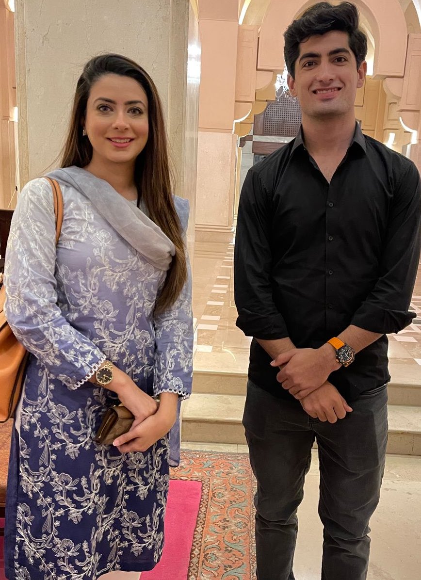 Shiffa_ZY's tweet photo. Standing with the most expensive player of Pakistan Super League’s first-ever auction @iNaseemShah 

A recollection from the past with ‘Prince at the Lord’s’. https://t.co/x1HwQrrFaX