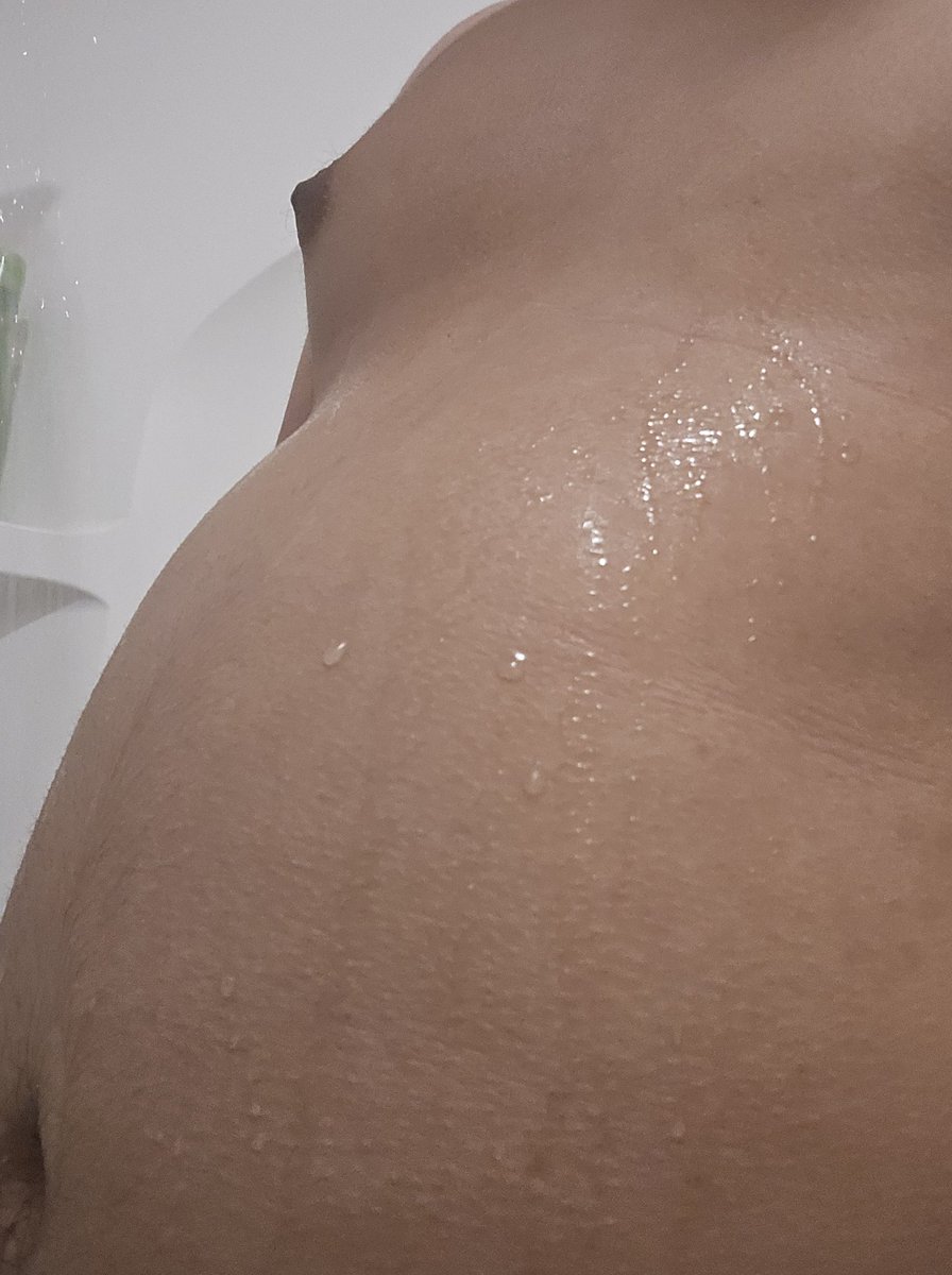 JJBread3's tweet photo. @benji_bacon Fat boy with tits here https://t.co/HiC4jRwxZT