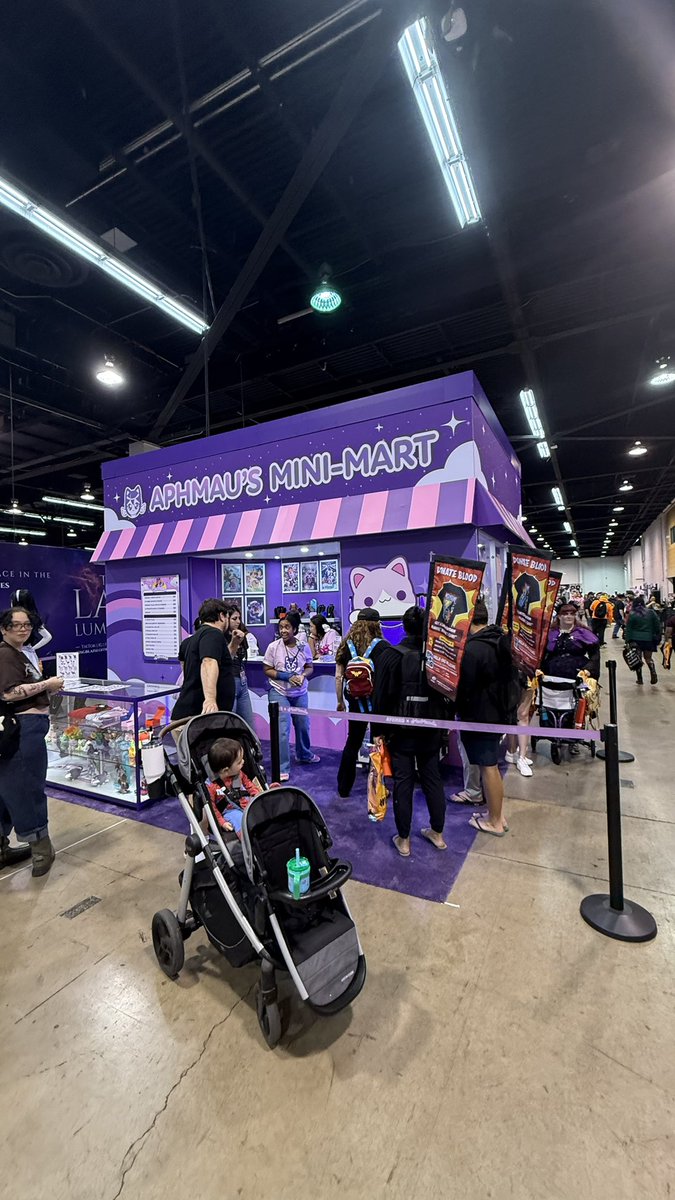 SD_Comic_Con's tweet image. Aphmau’s continures to be a busy spot! Not much time left to snag your favorites #WonderCon
