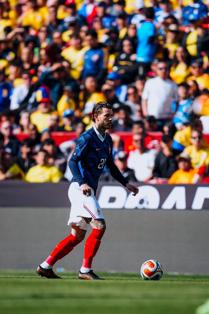 Lucas Hernández tweet media