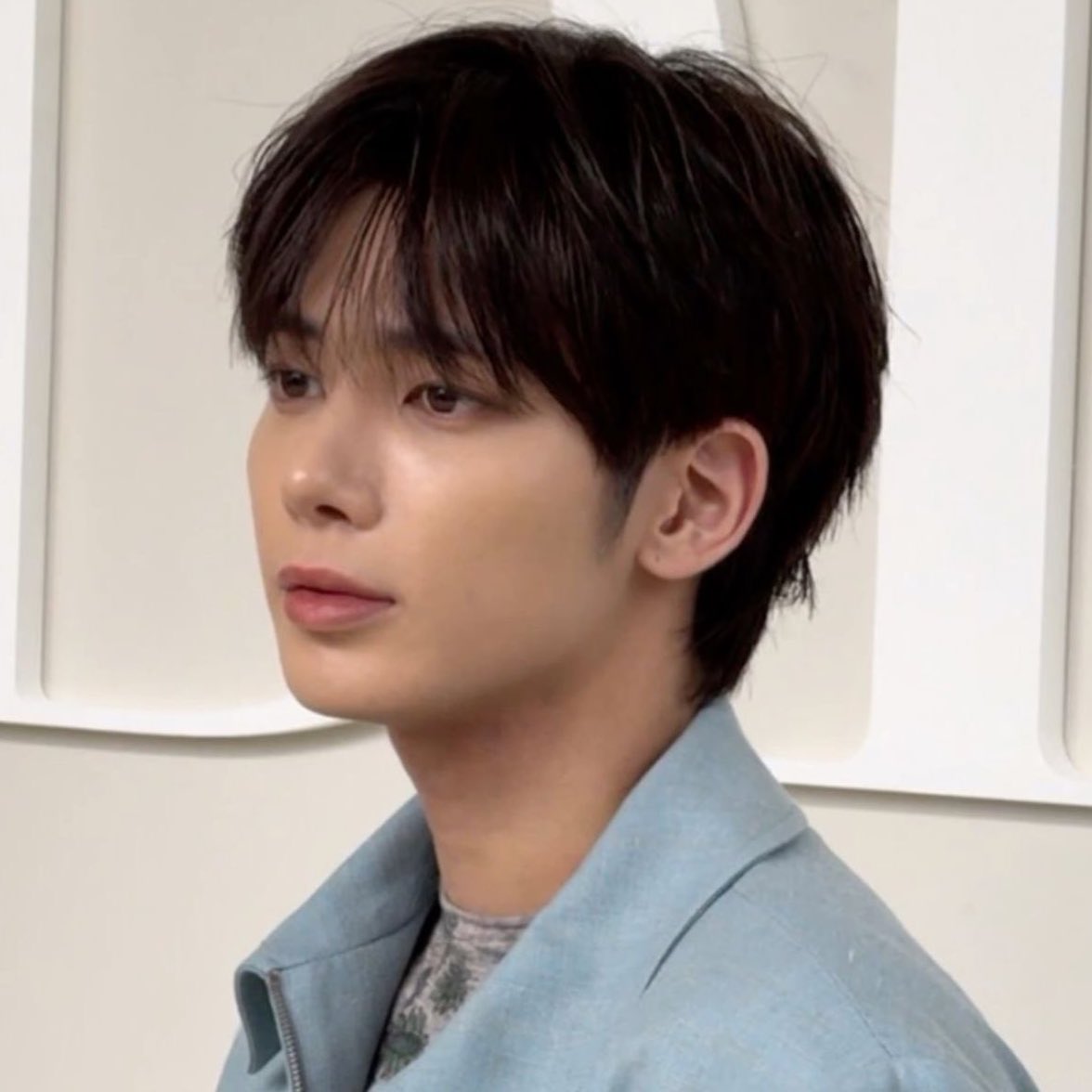 taehyun files tweet media