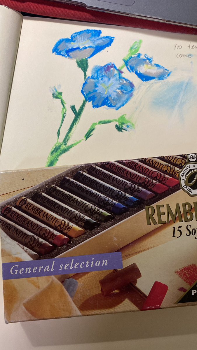 davdislay tweet media