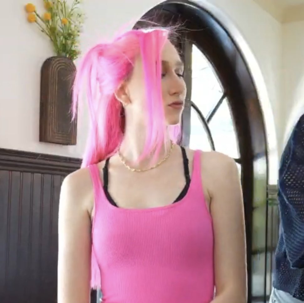 busty father tweet media