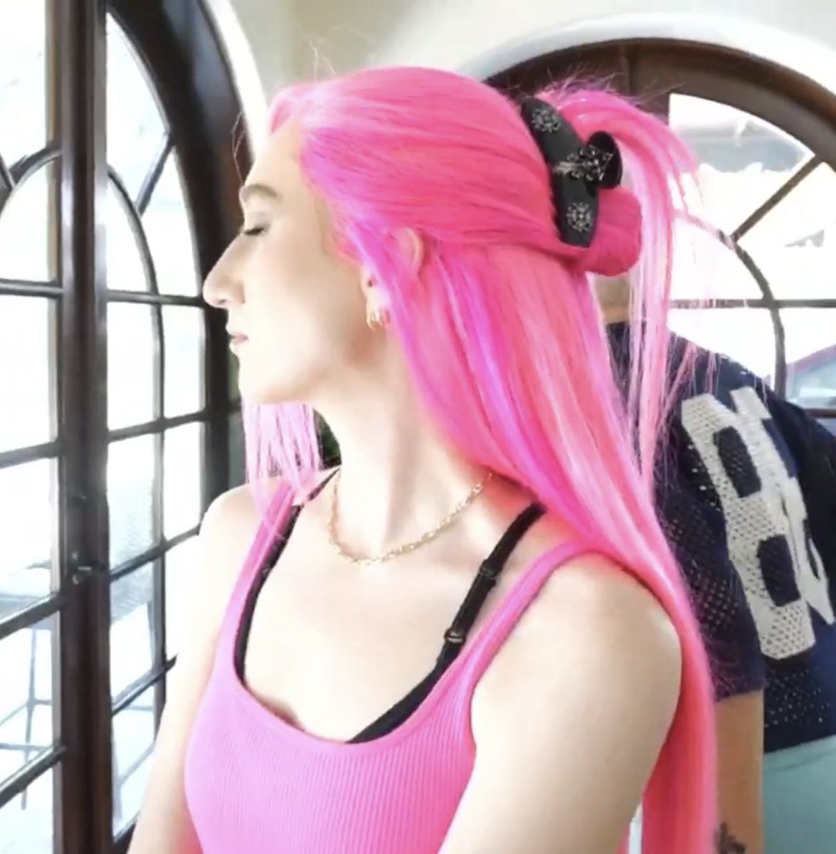 busty father tweet media