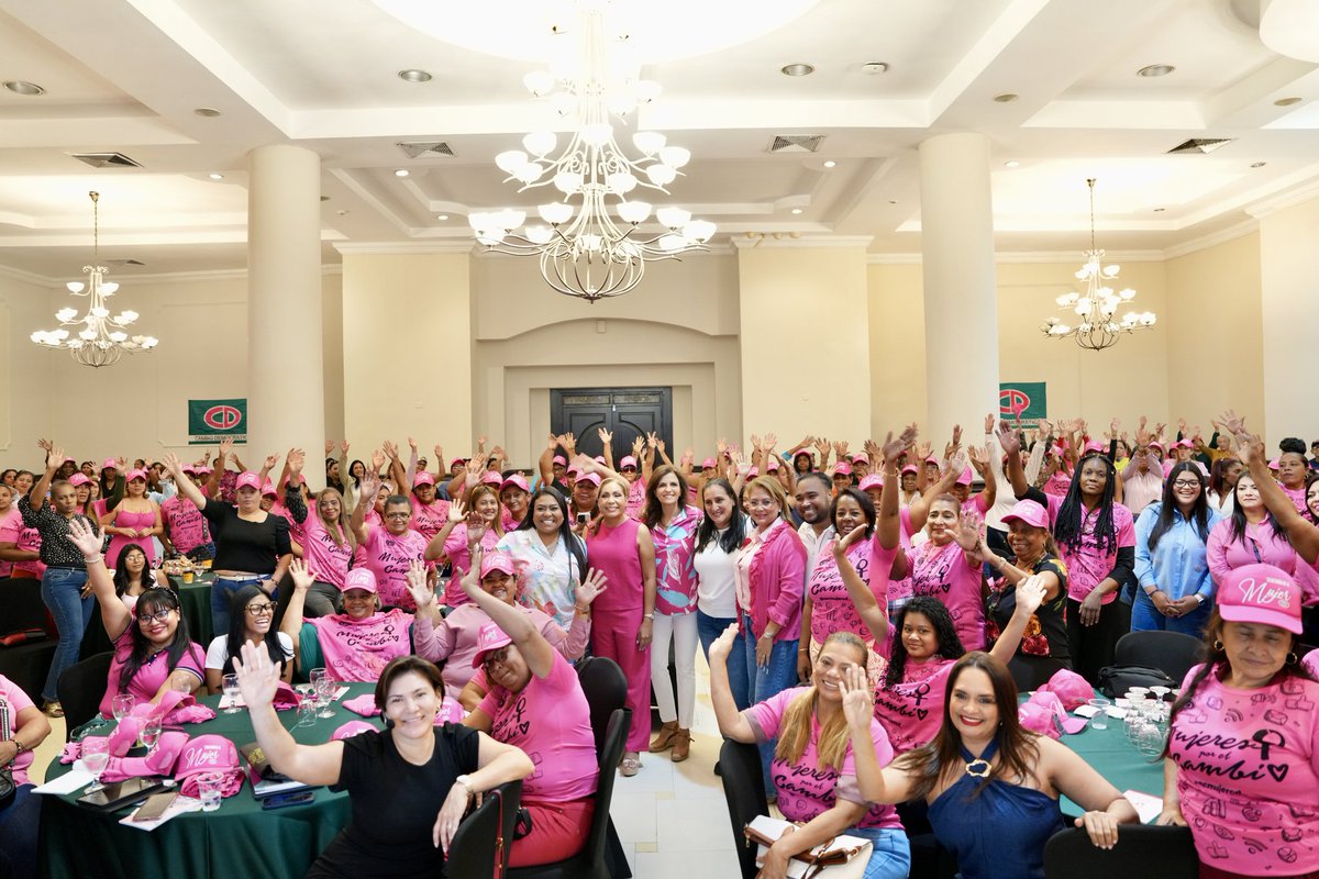 Anagrosas's tweet photo. Las mujeres en Cambio Democrático no solo participamos: dirigimos, construimos y transformamos. 

Y hoy más que nunca, tenemos una oportunidad histórica de seguir fortaleciendo ese liderazgo para impactar positivamente a nuestro país. @SecMujerCD https://t.co/hnVV81kZCE