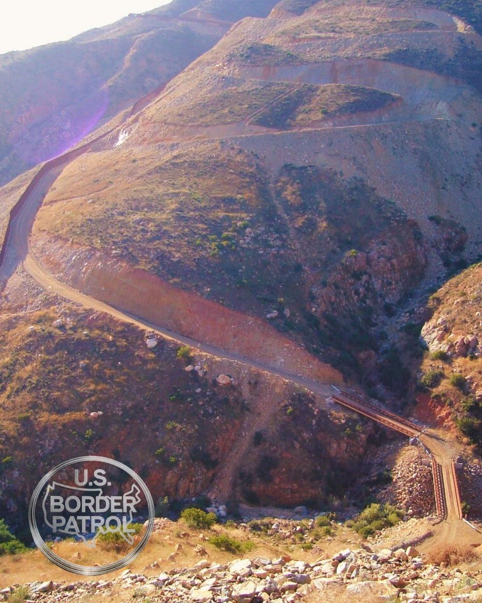 USBPChief's tweet image. Securing the impossible.
An engineering feat in motion, closing gaps and building a stronger, more fortified border. #bordersecurity

@USBPChiefSDC