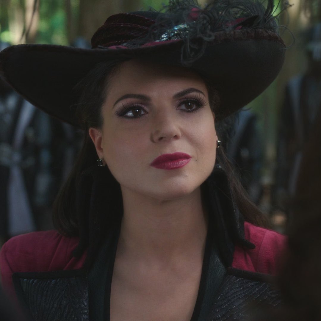 daily regina mills tweet media