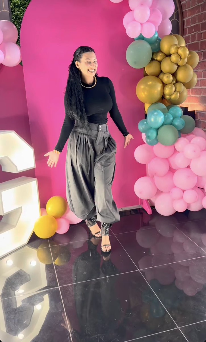 Zeefah The AO Employee🥳🔥 tweet media