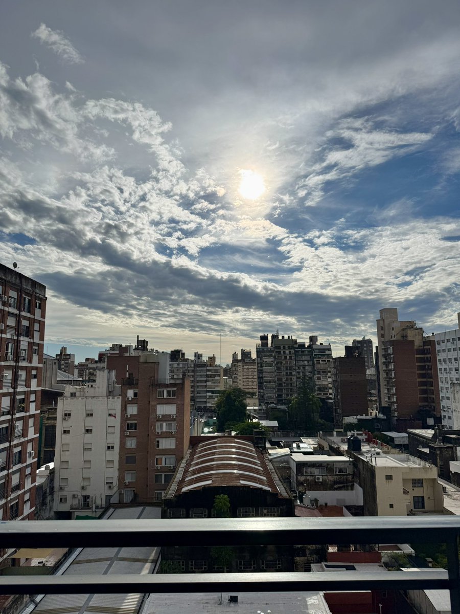 cccecir's tweet photo. amo la vista del departamento 🩵 https://t.co/LwmJmQHzlJ