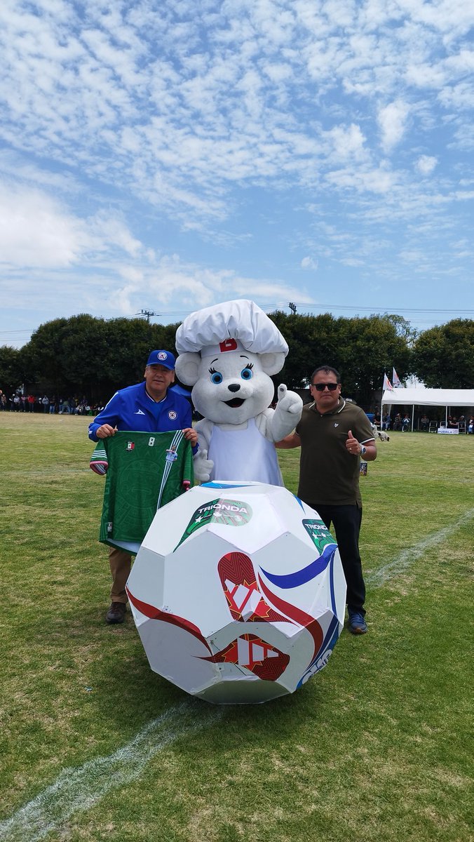La  Liga Regional de Lara Grajales INDET  presenta a sus mejores jugadores en la gran final.
Río Grande CTM uno de los mejores de la liga acompañados por <a href="/leobardosoto/">Leobardo Soto</a> <a href="/CTMPuebla/">CTM_FTPuebla</a> #AliadosPuebla