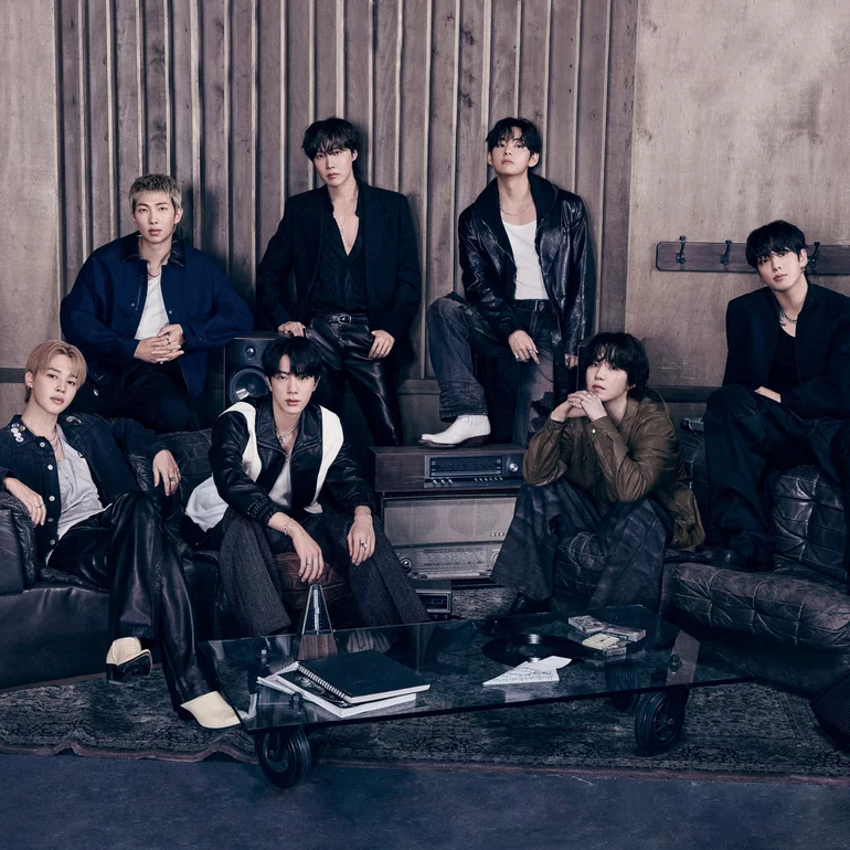 kchartsmaster's tweet photo. Biggest debuts by Korean acts on Billboard 200 history:  

#1 ARIRANG 641k🆕
#2 MAP OF THE SOUL: 7 422k 
#3 PROOF 314k 
#4 KARMA 313k
#5 DO IT 295k
#6 5-STAR 249k
#7 BE 242k 
#8 ATE 232k
#9 MAP OF THE SOUL: PERSONA 230k 
#10 ROCK-STAR 224k https://t.co/qJhwnZrdnj