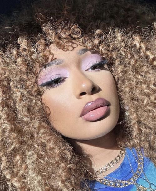 Megtoria_'s tweet photo. Her blonde Afro was so cuteeee https://t.co/GVc4vpASWn