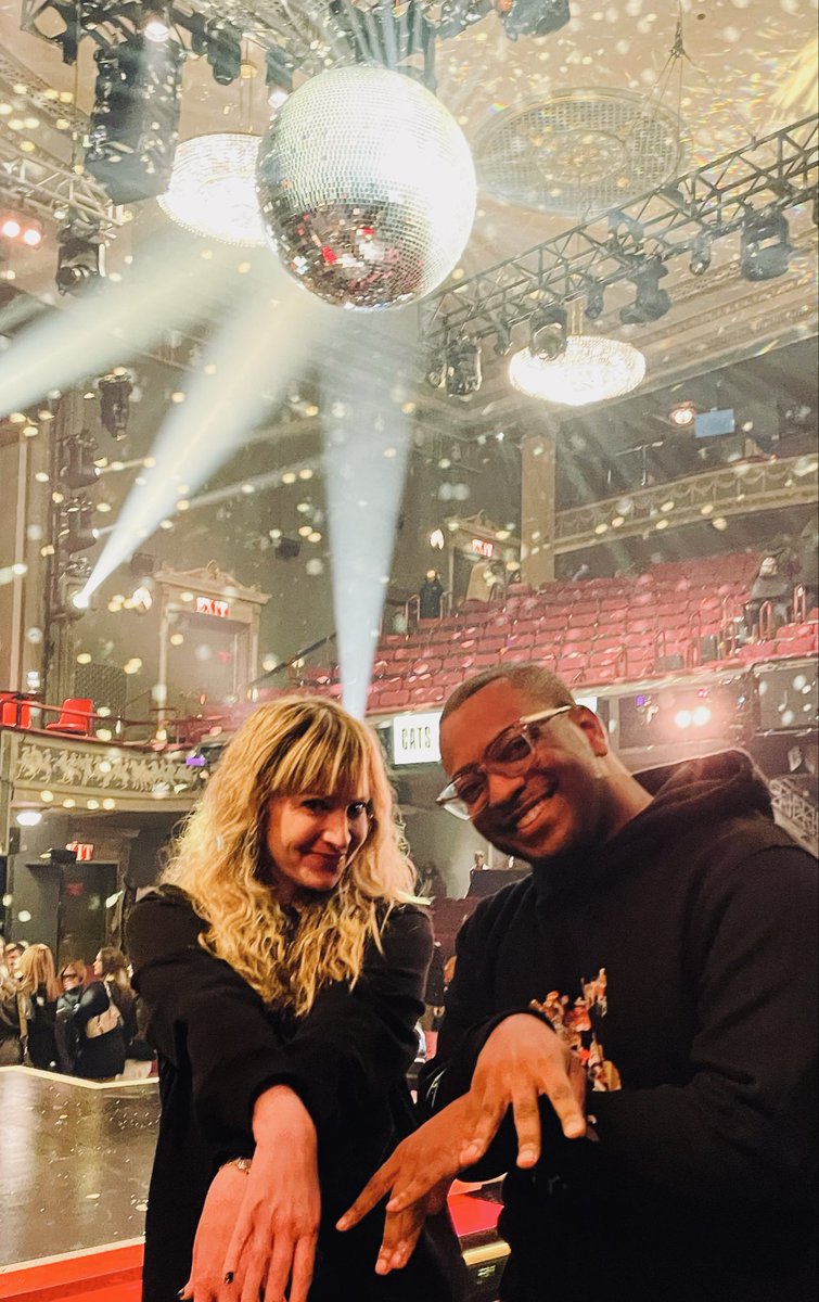 lisagoldbergpr's tweet image. 2 show day yesterday! @Zhailon #director @jellicleballnyc and #EllenoreScott #choreo @Titanique