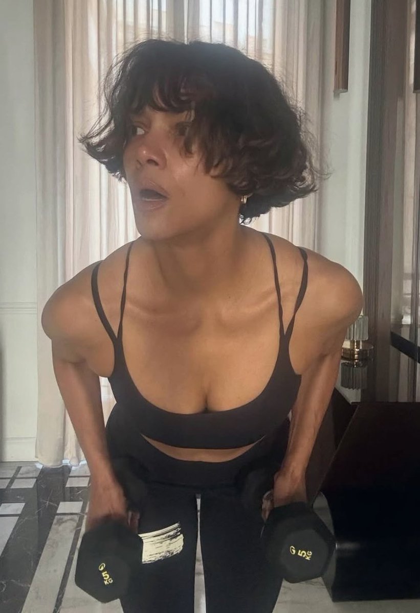 FloppyLongRod tweet media