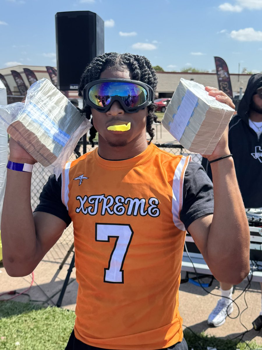 zy_wiley's tweet photo. @dabag7v7Tournament💰💵💸
@TexasXtreme7v7 18u
@KingHSPanthers 
@AthletesBureau 
@THELIST7v7 https://t.co/VQQeMDLBZM