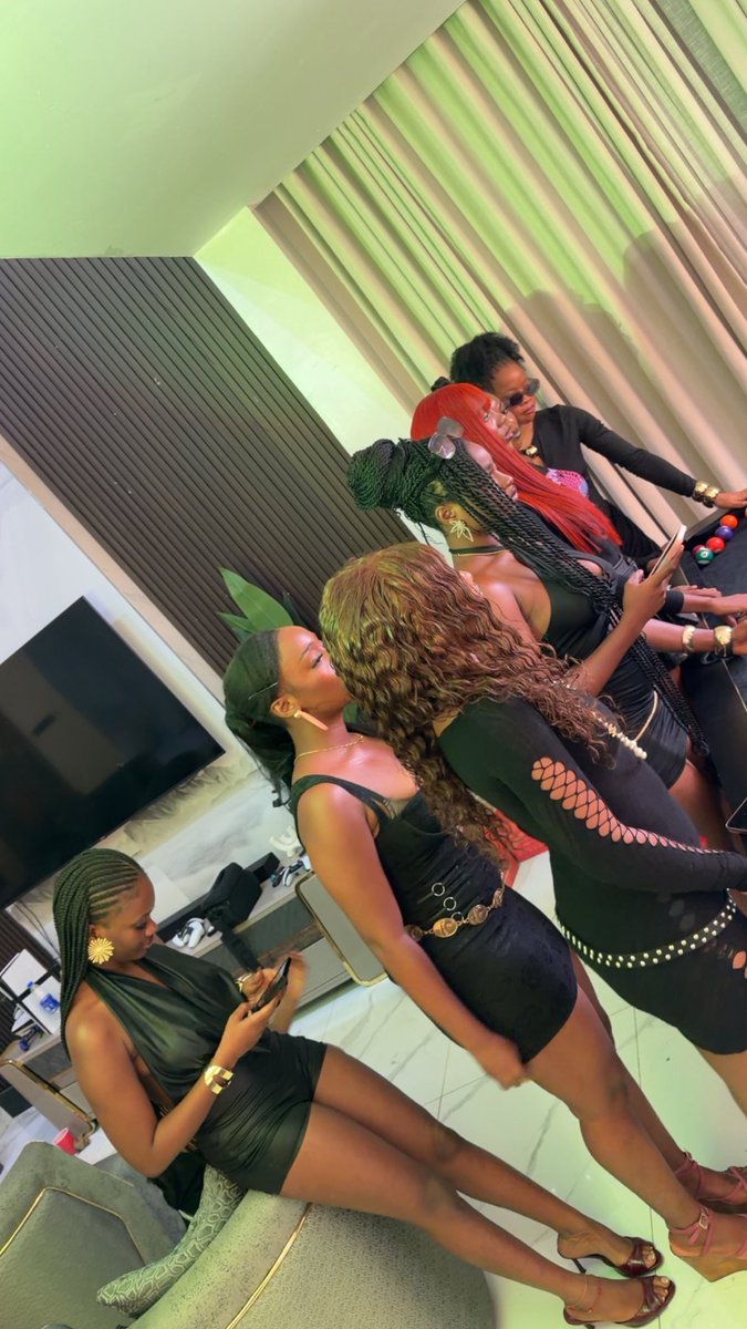 OLOYE GBOGBO EKO 🤴 tweet media