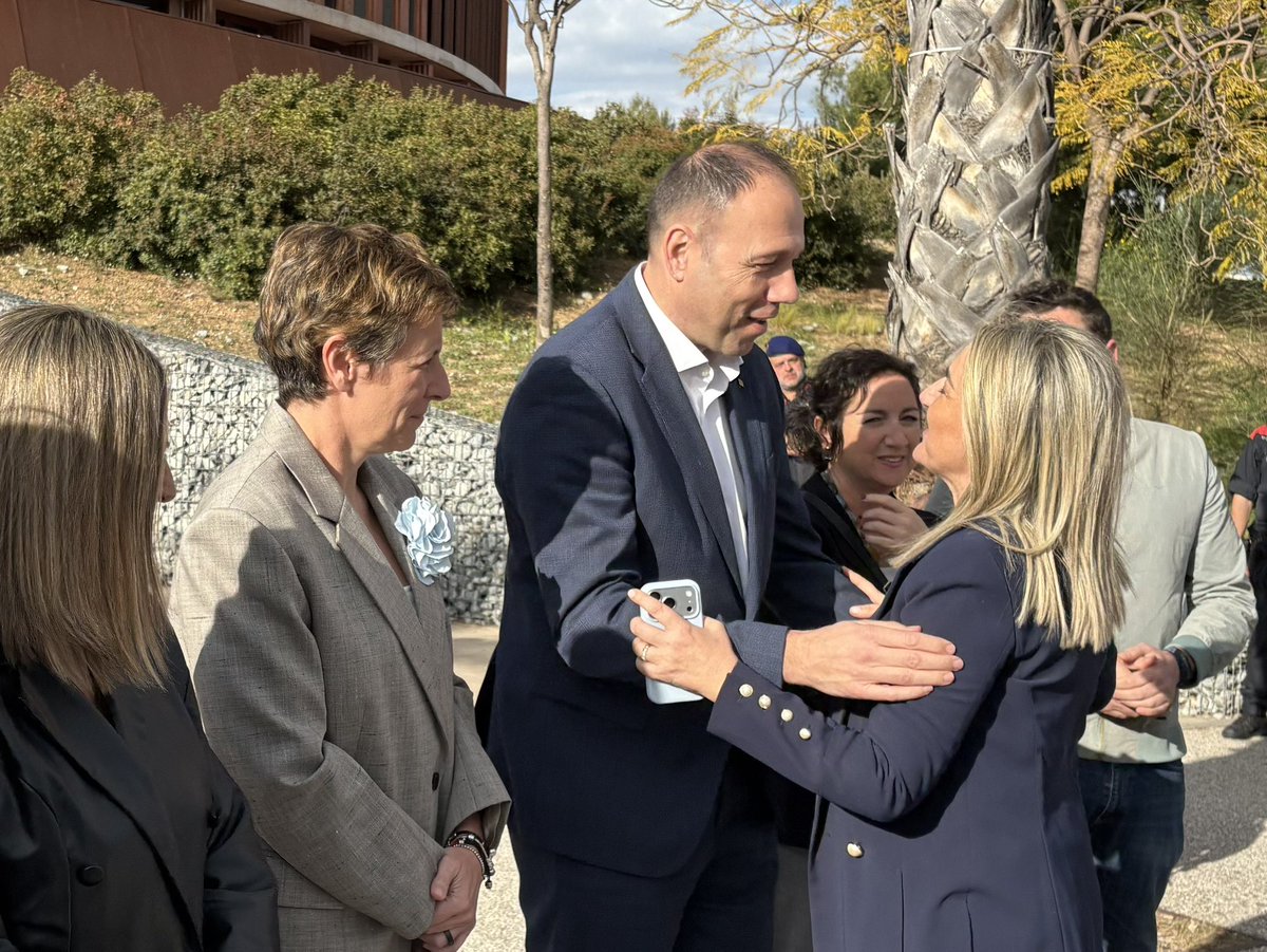 berni alvarez tweet media