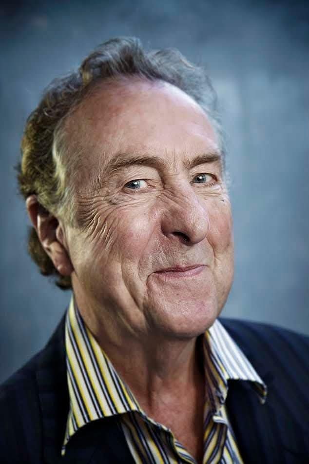 barbaravitali2's tweet photo. Happy Birthday @EricIdle March 29,1943 #MonthyPython #EricIdle https://t.co/6Pjjr7mbVa