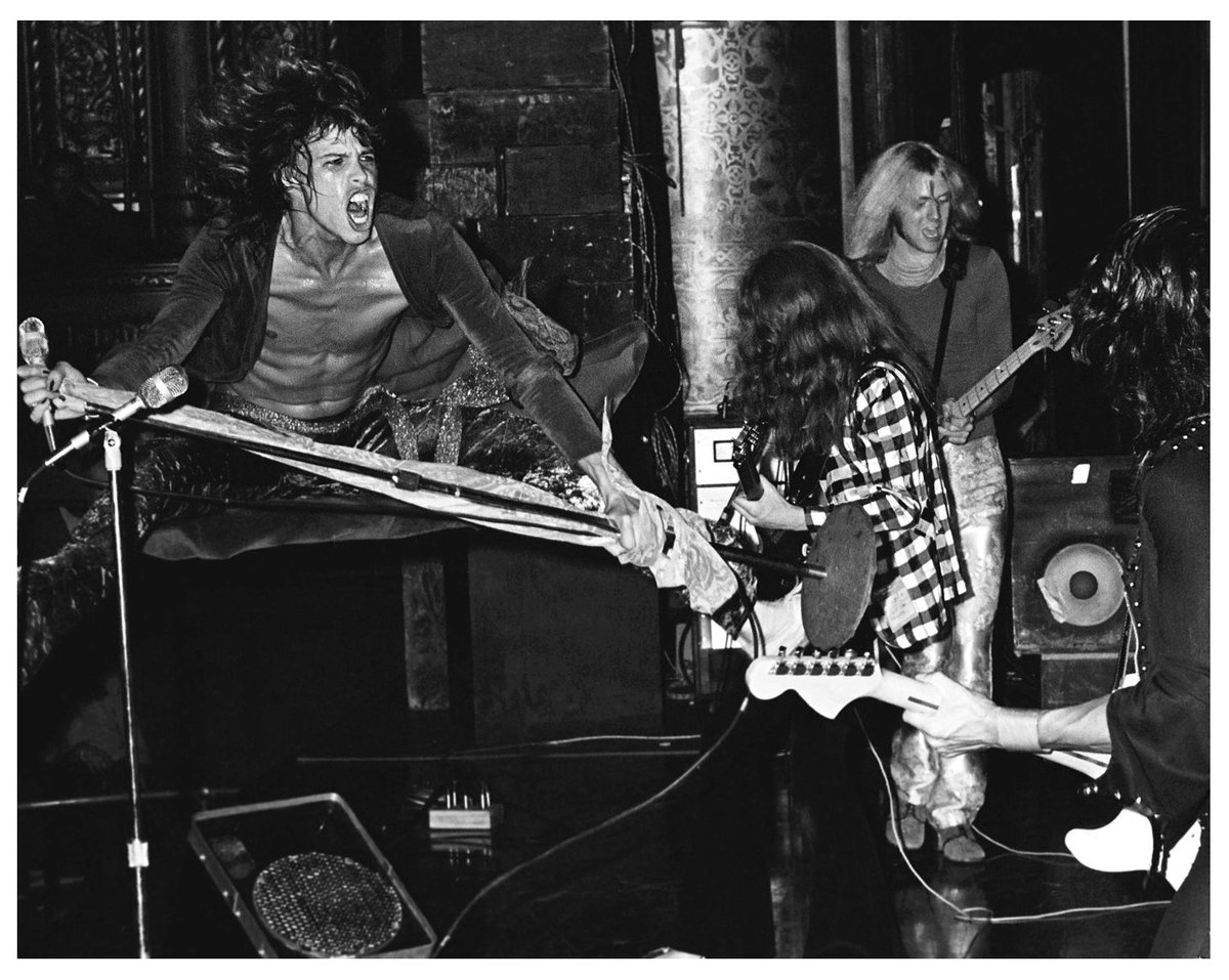 MFRemillard's tweet photo. October 12th, 1973 at Detroit's Masonic Temple, #Aerosmith opening for Mott the Hoople.

Photo: Charlie Auringer 

#StevenTyler #Detroit #TomHamilton #JoePerry #MamaKin https://t.co/1IUgbaYA8j