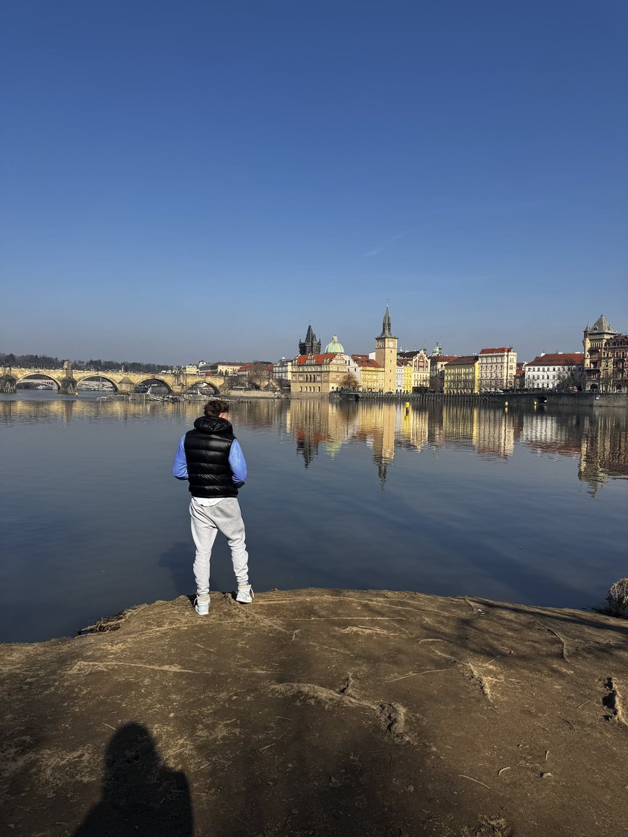 𝐆𝐚𝐣 ✯ tweet media