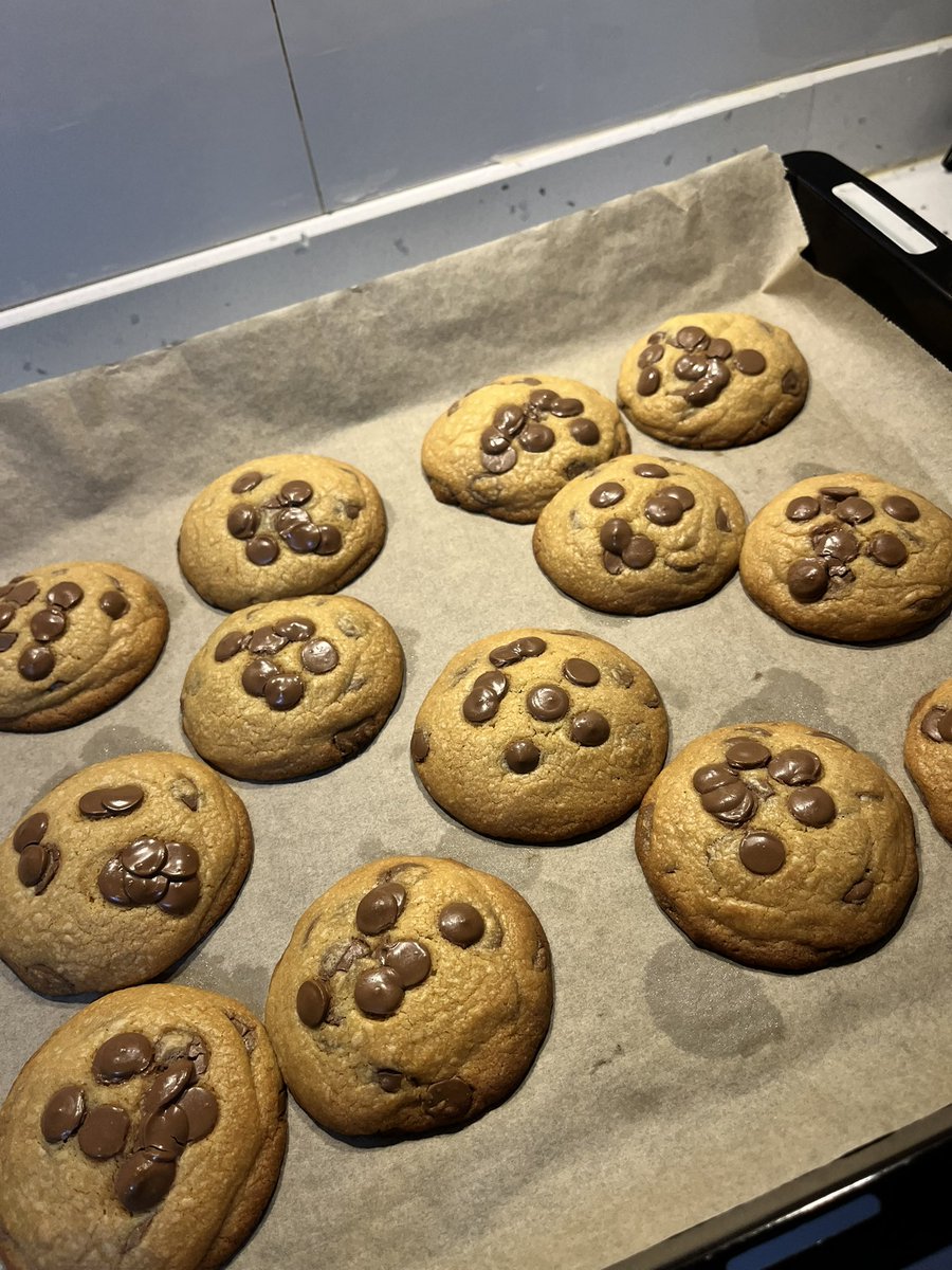 rumellaa tweet media